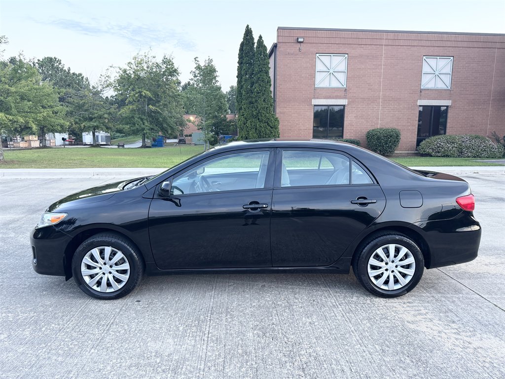 2013 Toyota Corolla - $13,495