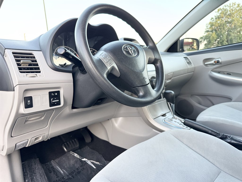 2013 Toyota Corolla - $13,495