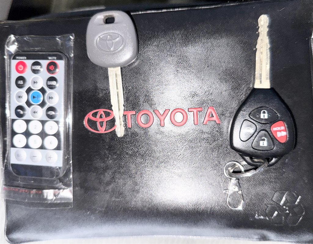 2013 Toyota Corolla - $13,495