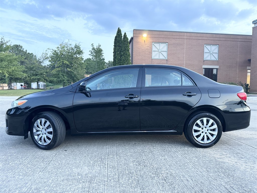 2013 Toyota Corolla - $13,495
