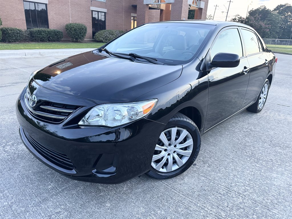 2013 Toyota Corolla - $13,495