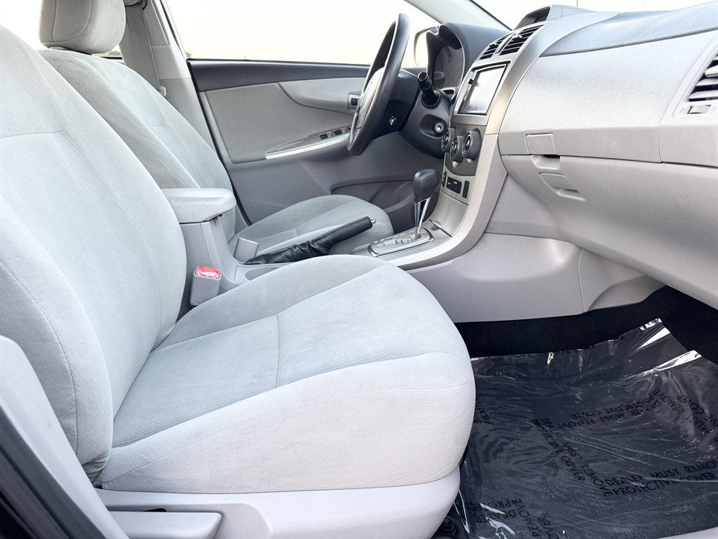 2013 Toyota Corolla - $13,495