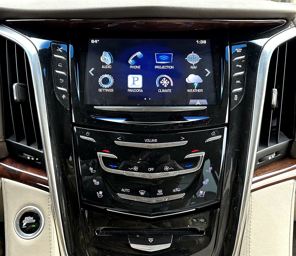 2016 Cadillac Escalade Premium photo