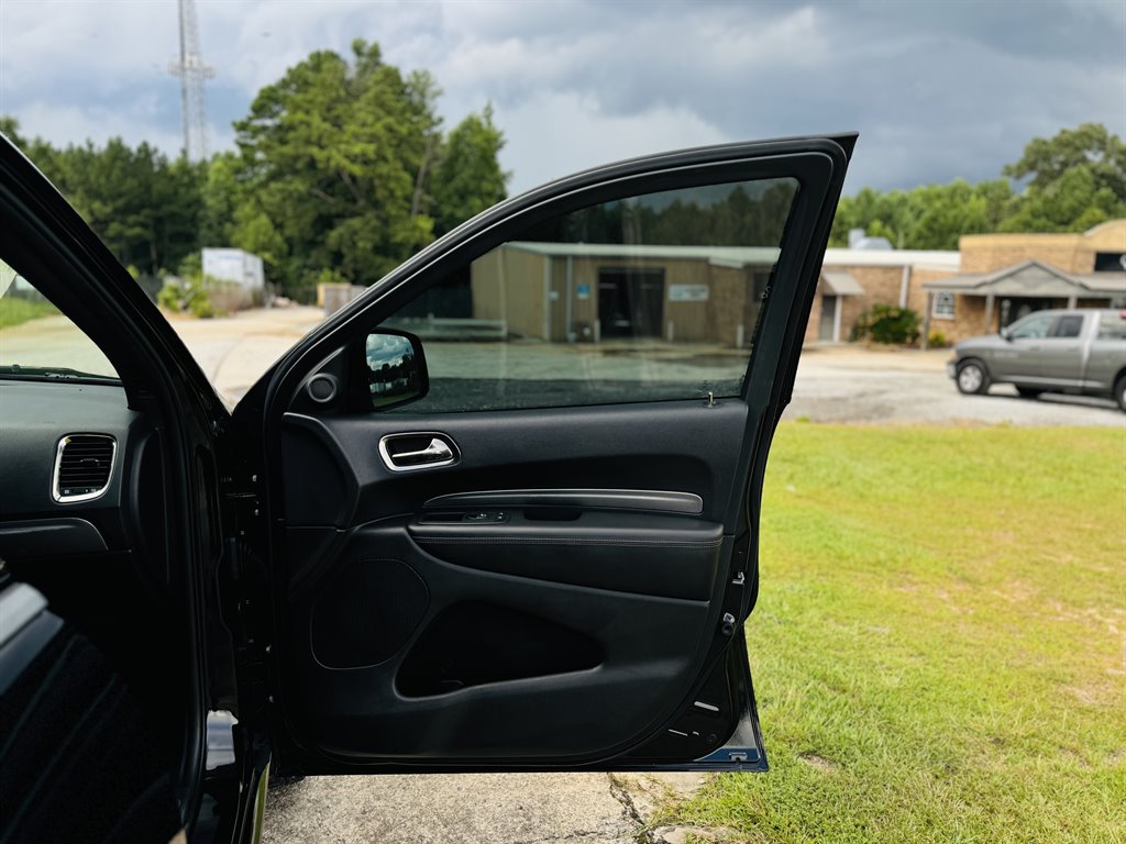 2019 Dodge Durango - $21,995