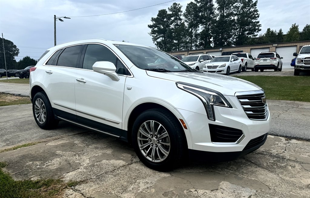 2017 Cadillac XT5 Luxury photo