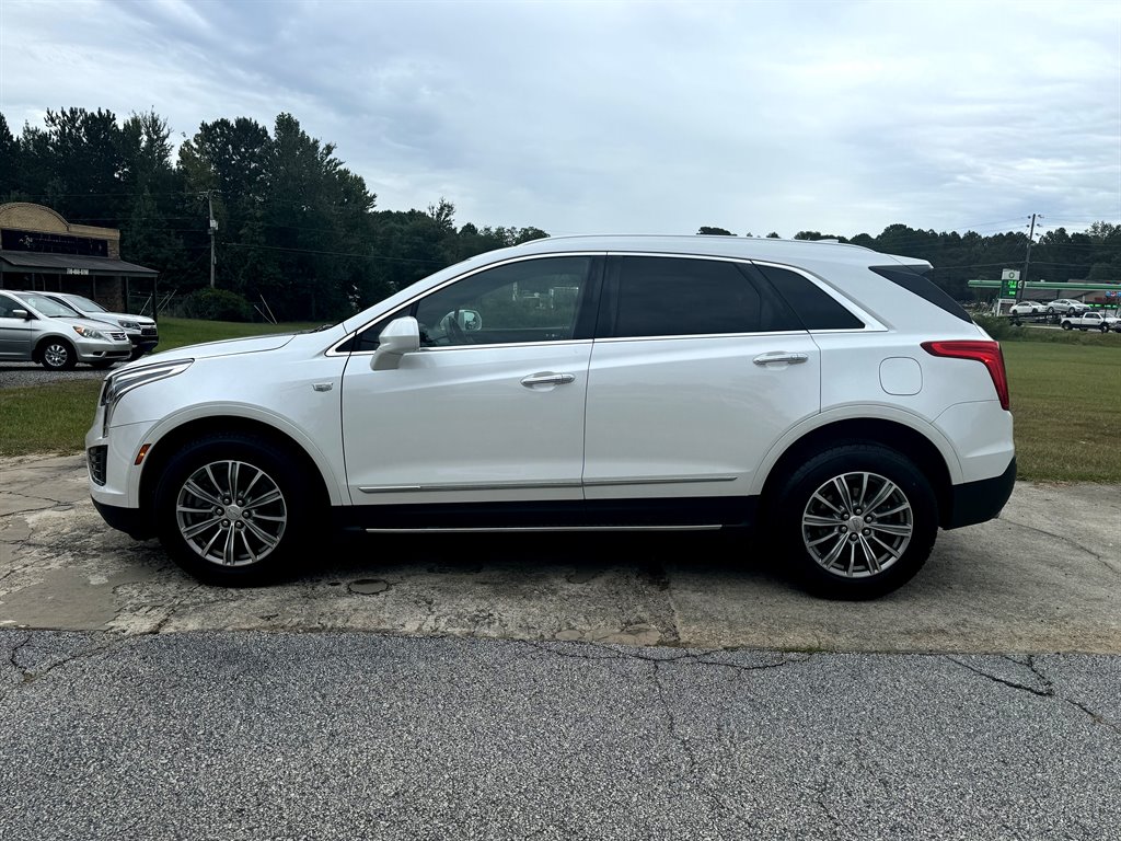 2017 Cadillac XT5 Luxury photo