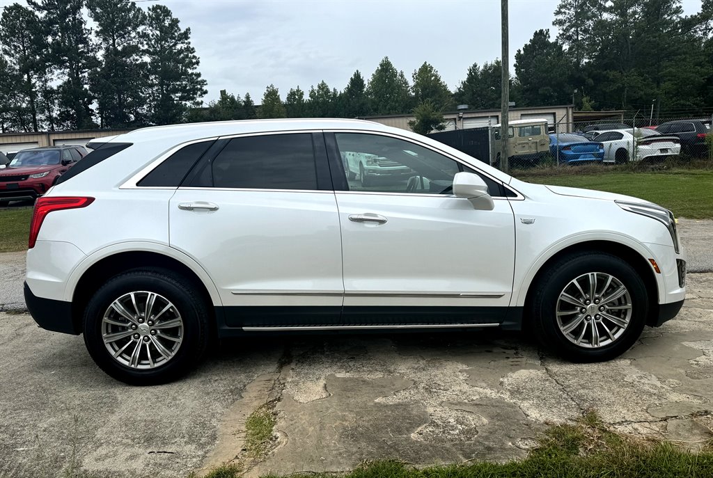 2017 Cadillac XT5 Luxury photo