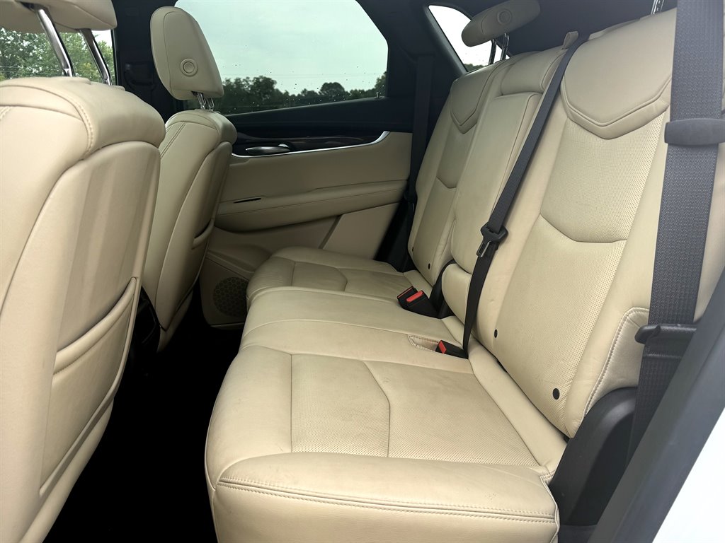 2017 Cadillac XT5 Luxury photo