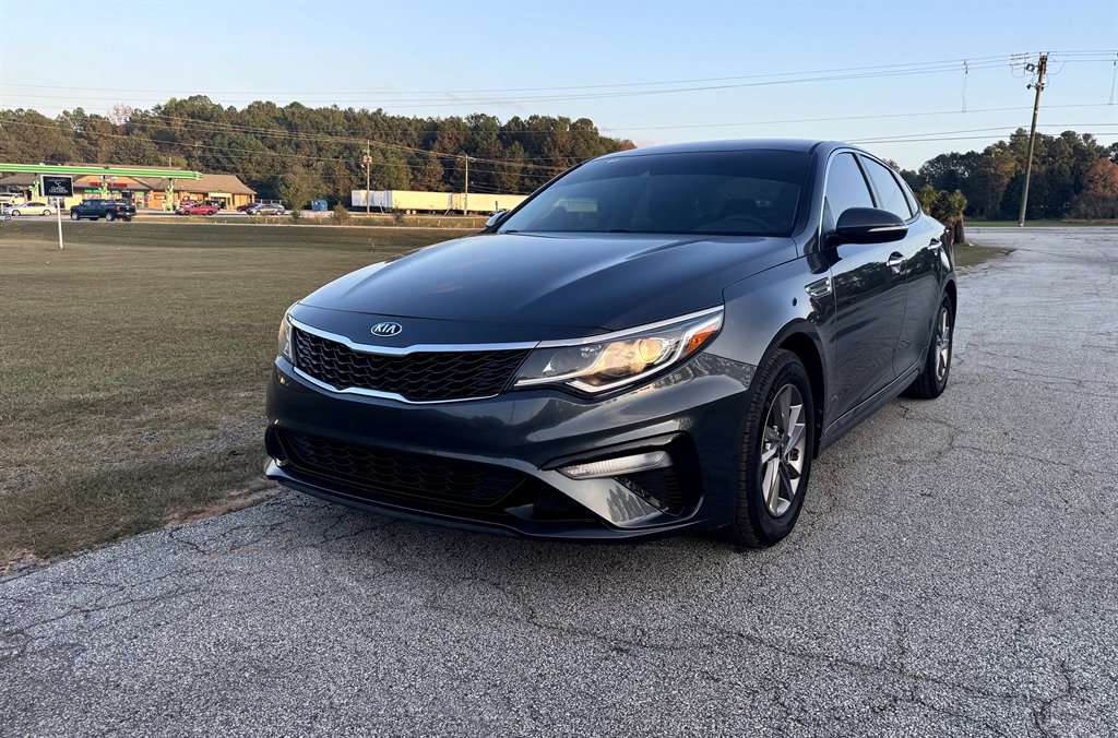 2020 Kia Optima LX photo