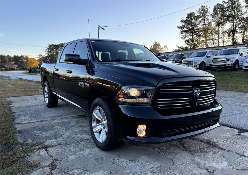 2015 RAM 1500 Sport photo