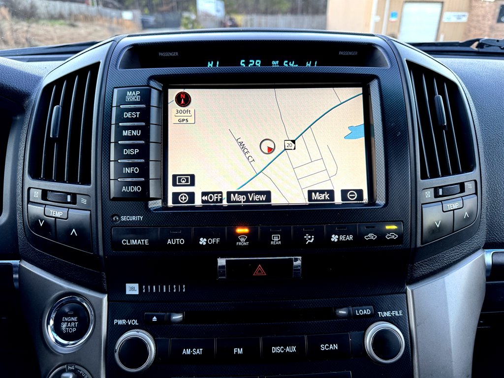 2008 Toyota Land Cruiser photo