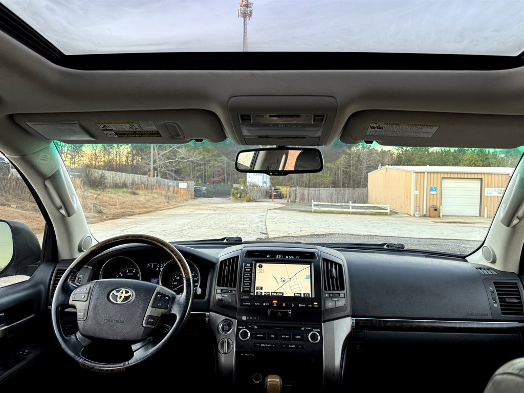 2008 Toyota Land Cruiser photo