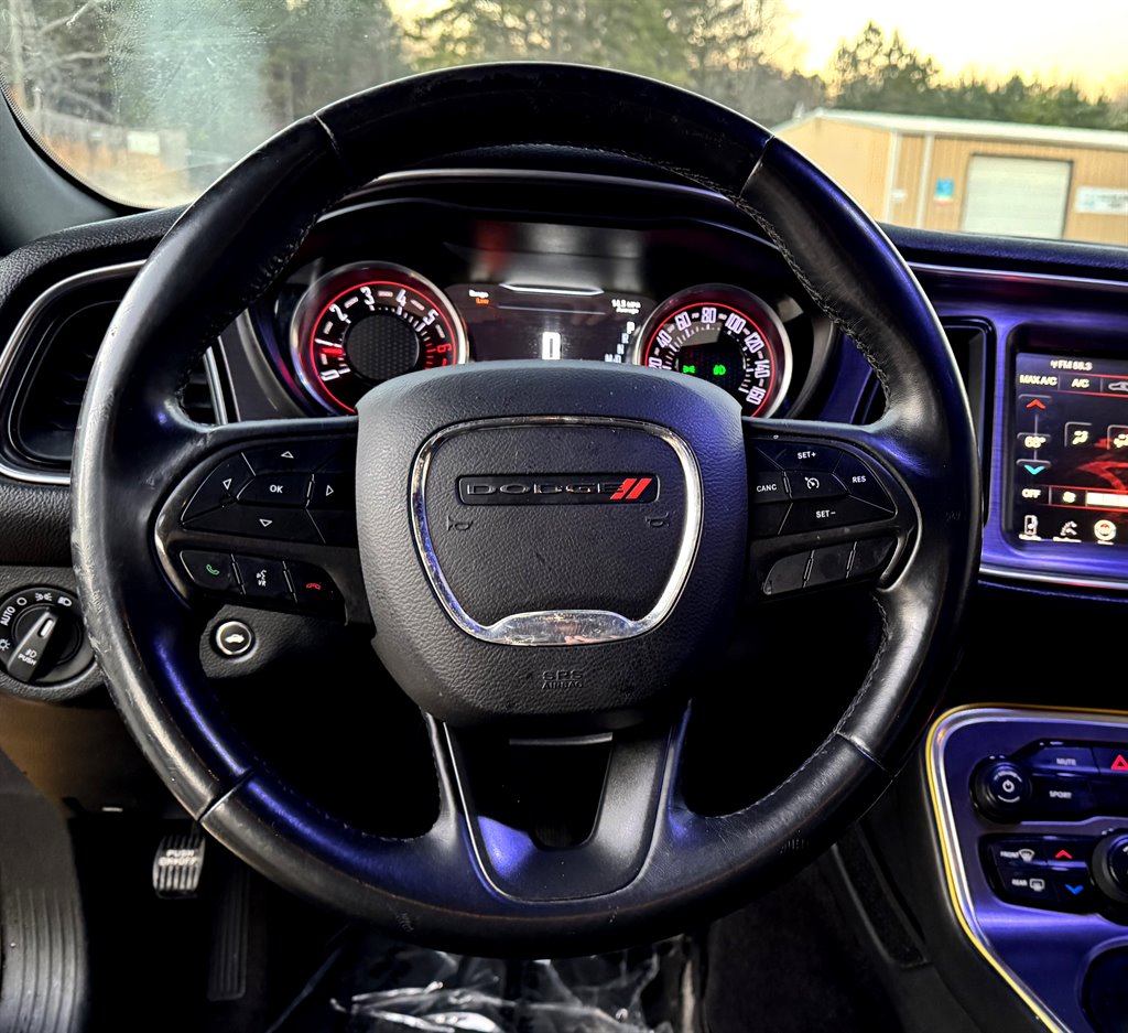 2017 Dodge Challenger R/T photo
