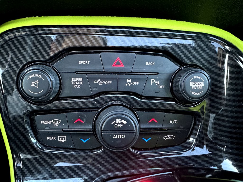 2015 Dodge Challenger R/T Plus  photo