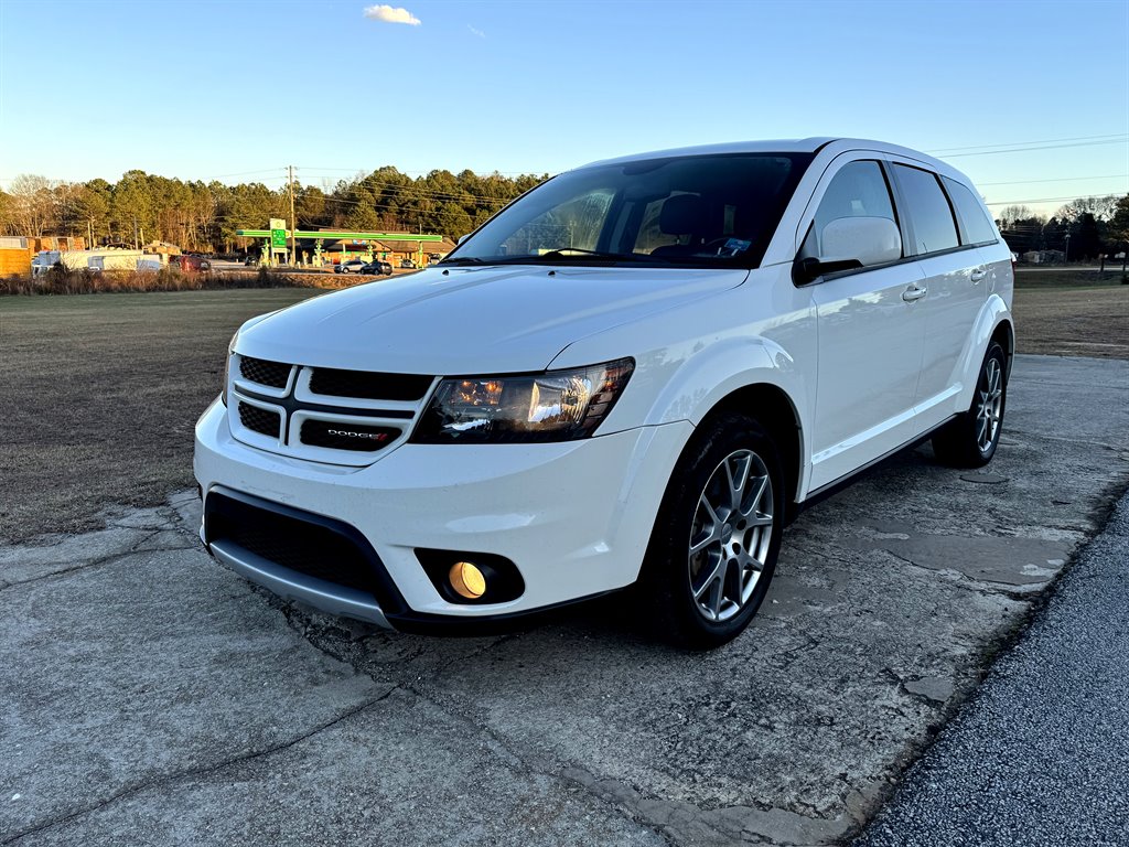 2016 Dodge Journey - $8,995