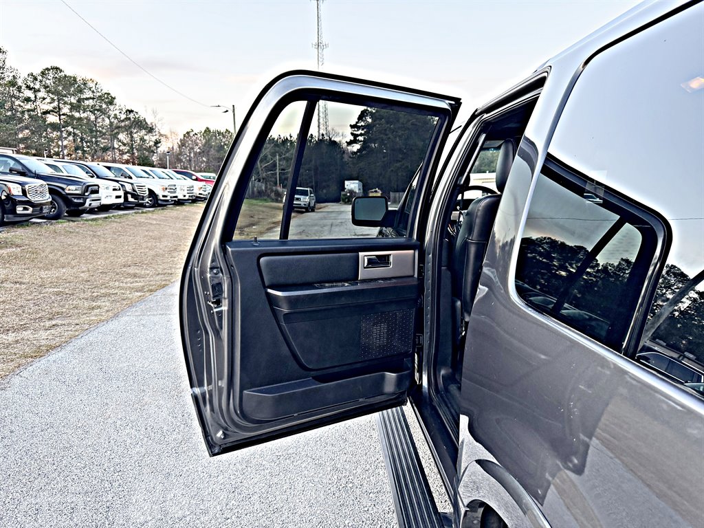 2015 Ford Expedition EL Limited photo