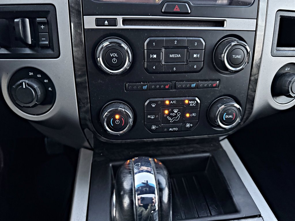 2015 Ford Expedition EL Limited photo