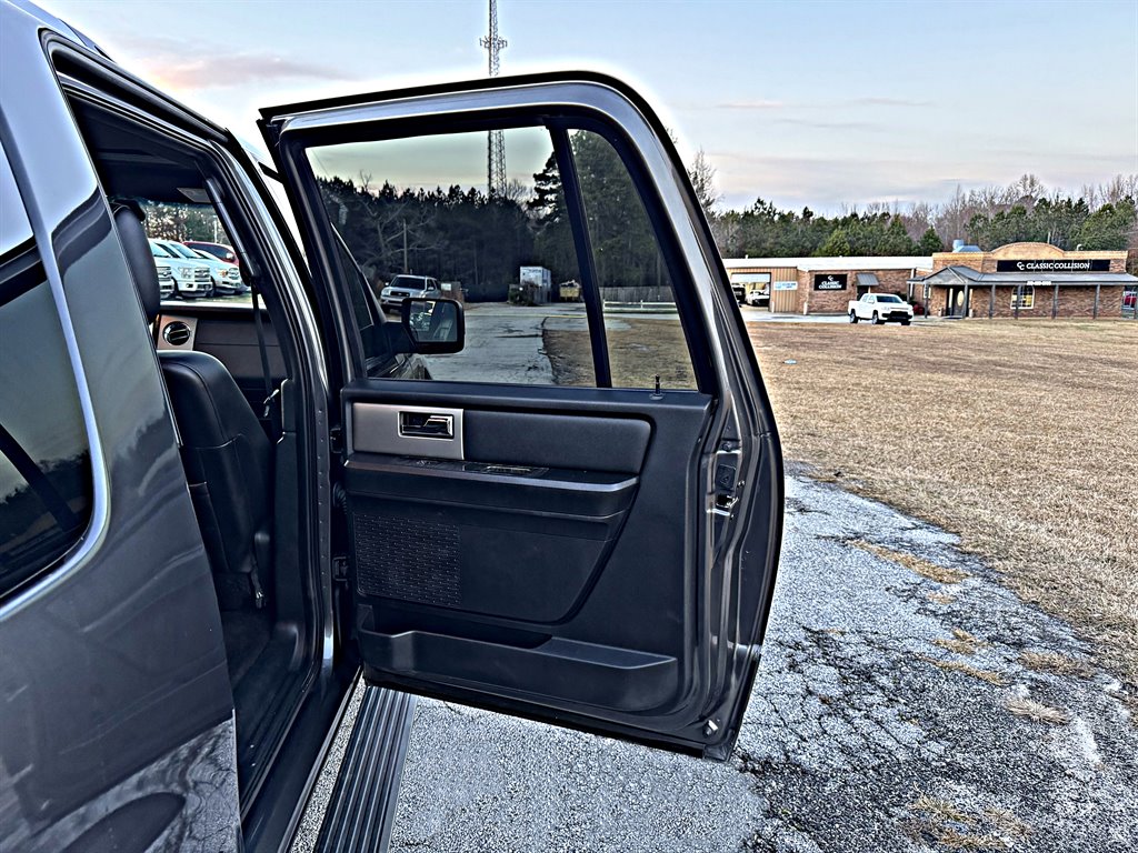 2015 Ford Expedition EL Limited photo
