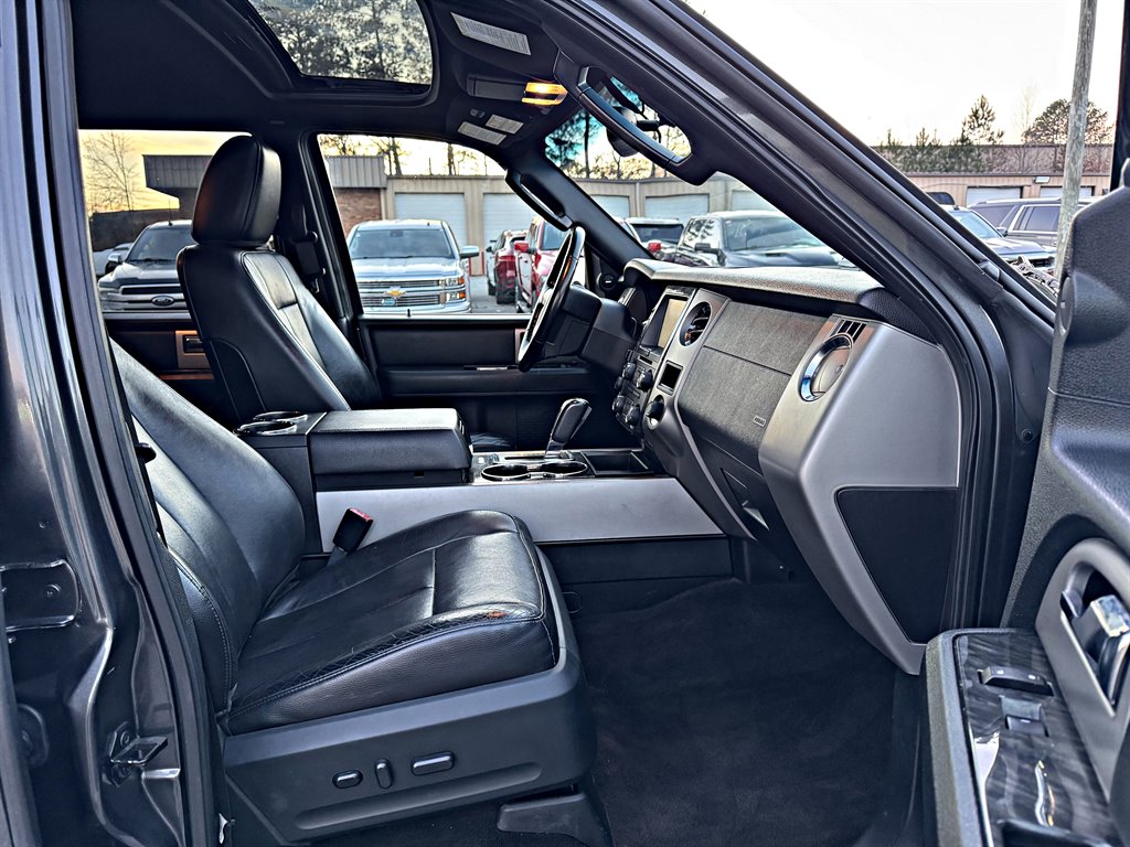 2015 Ford Expedition EL Limited photo