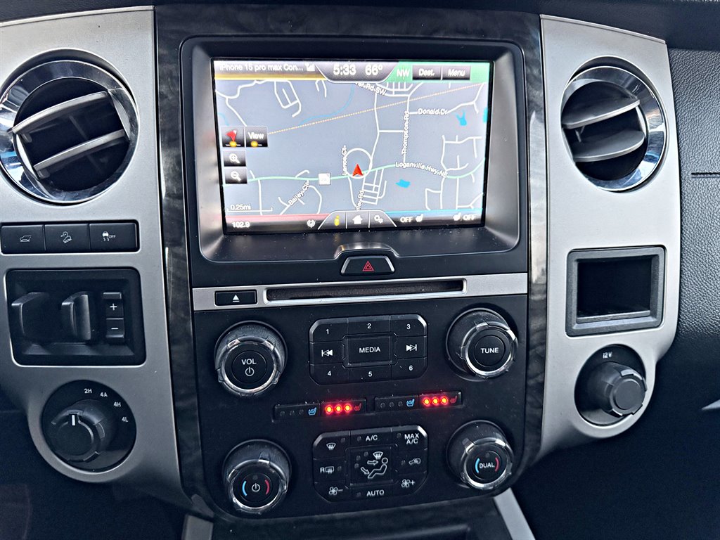 2015 Ford Expedition EL Limited photo