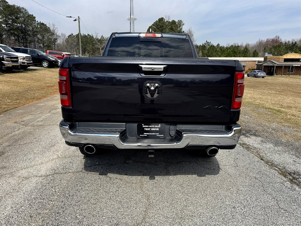 2019 RAM 1500 Laramie photo