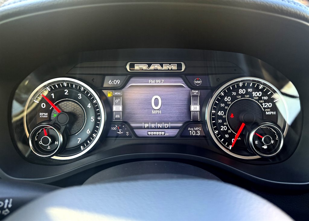 2019 RAM 1500 Laramie photo