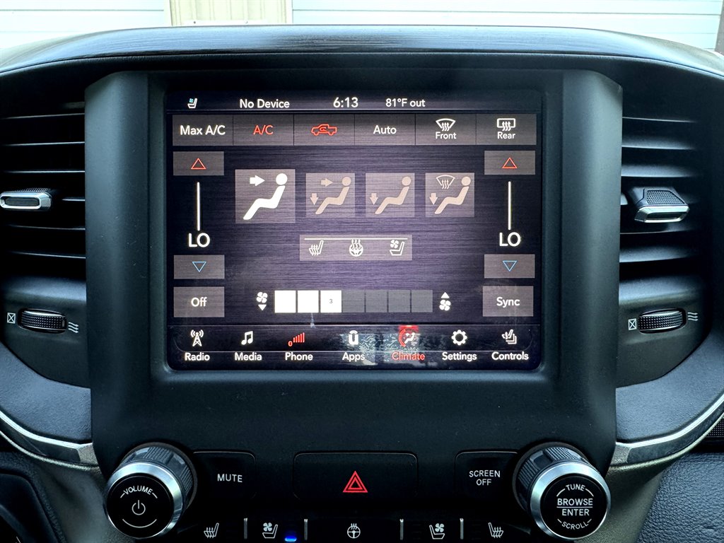 2019 RAM 1500 Laramie photo