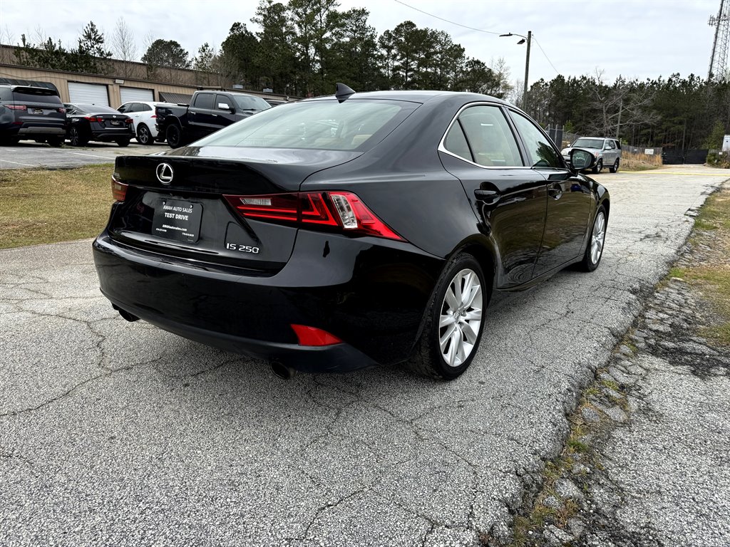 2015 Lexus IS 250 photo