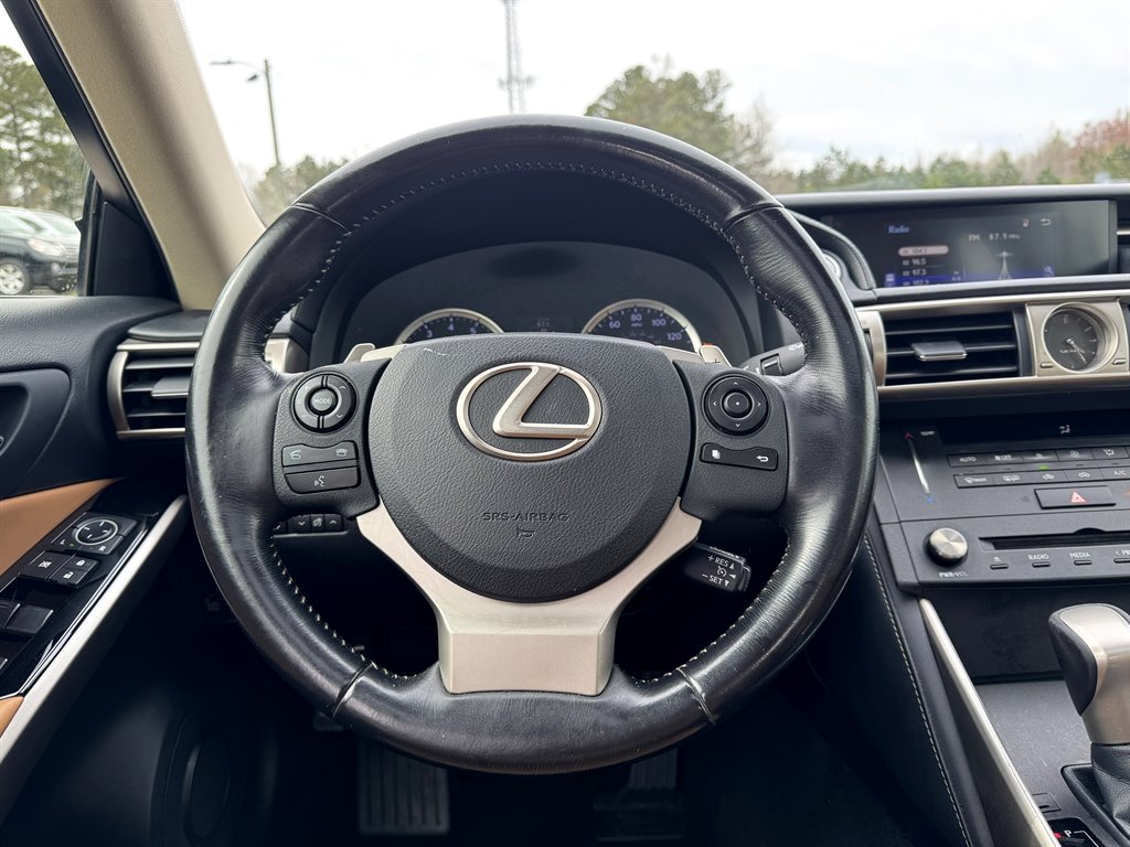 2015 Lexus IS 250 photo