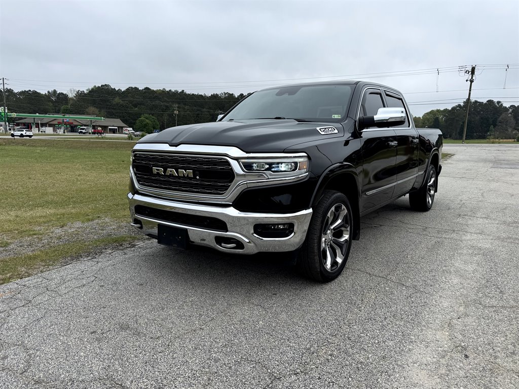 2019 RAM 1500 Limited photo