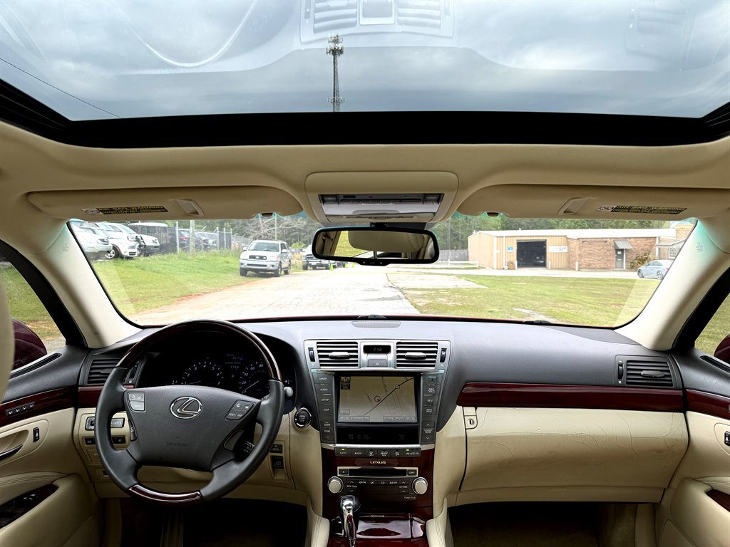 2010 Lexus LS 460 photo