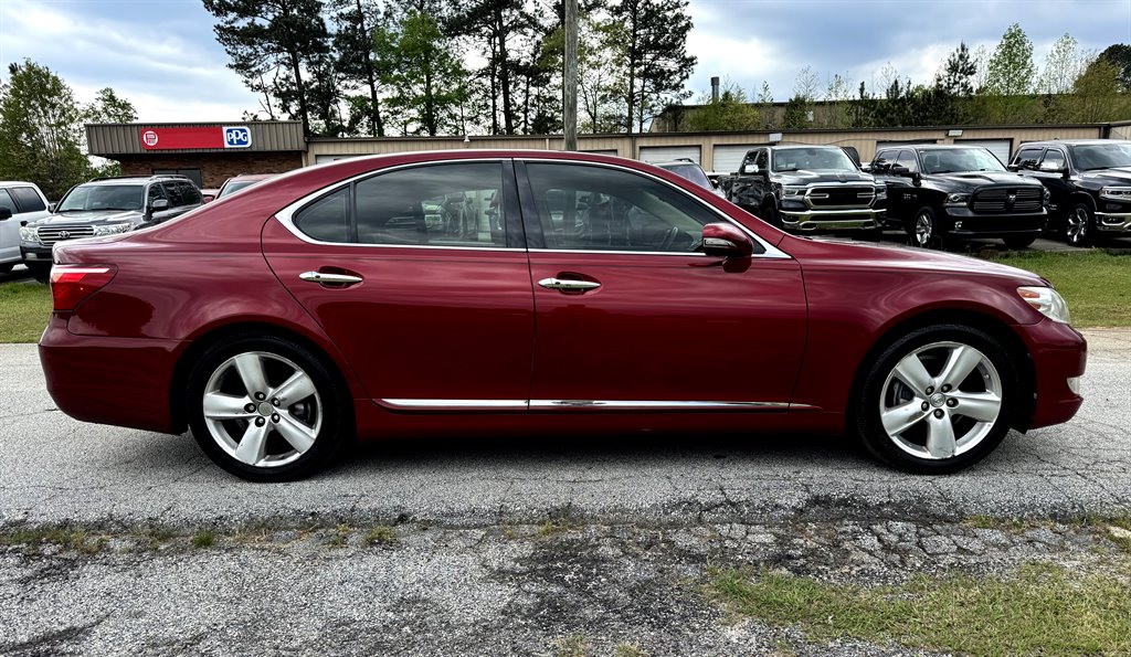 2010 Lexus LS 460 photo