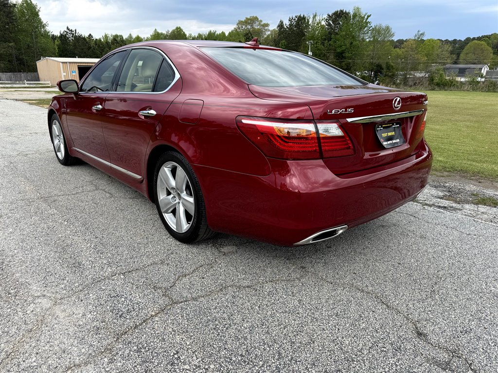 2010 Lexus LS 460 photo