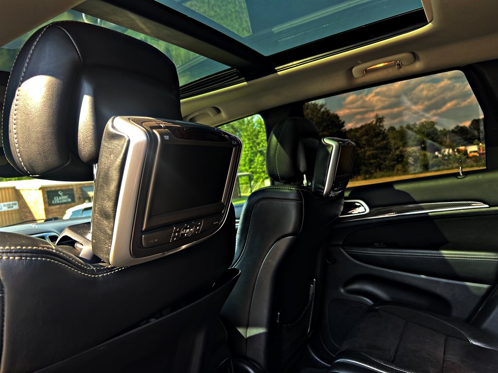 2012 Jeep Grand Cherokee SRT8 photo