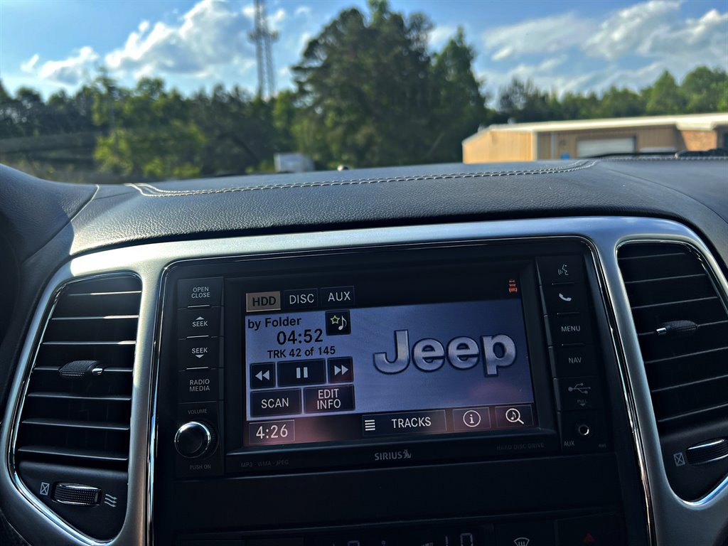 2012 Jeep Grand Cherokee SRT8 photo