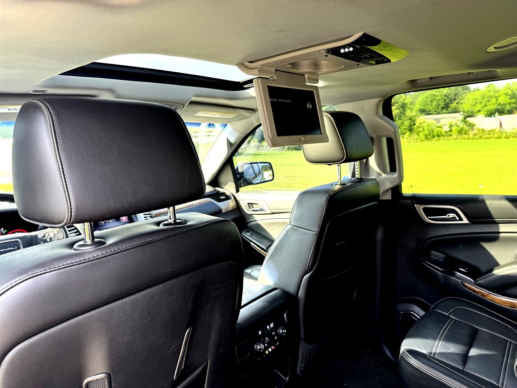 2015 GMC Yukon XL Denali photo