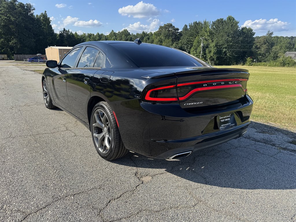 2015 Dodge Charger - $16,995