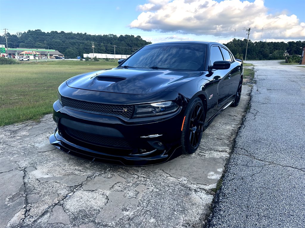 2016 Dodge Charger - $23,995