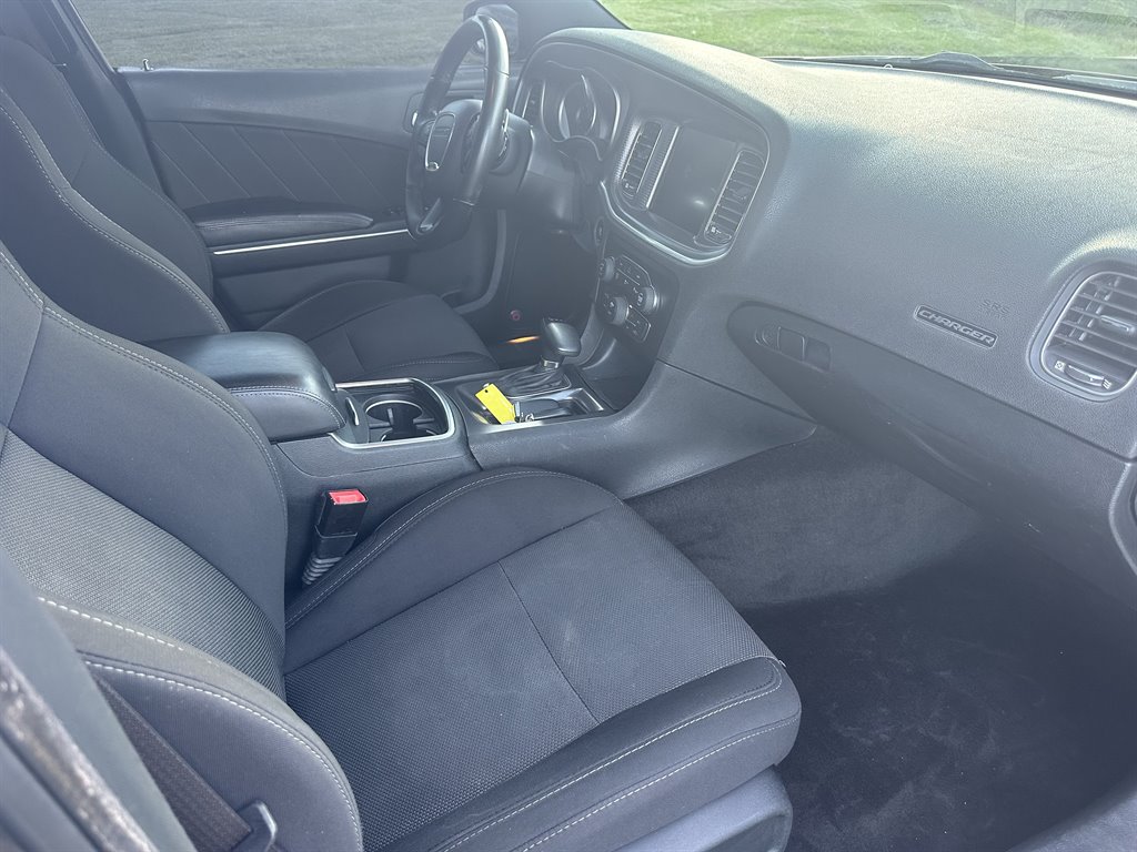 2016 Dodge Charger - $23,995