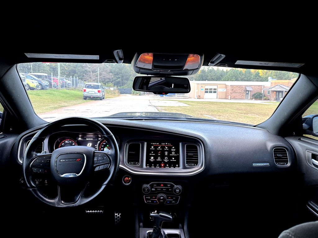 2019 Dodge Charger - $26,995