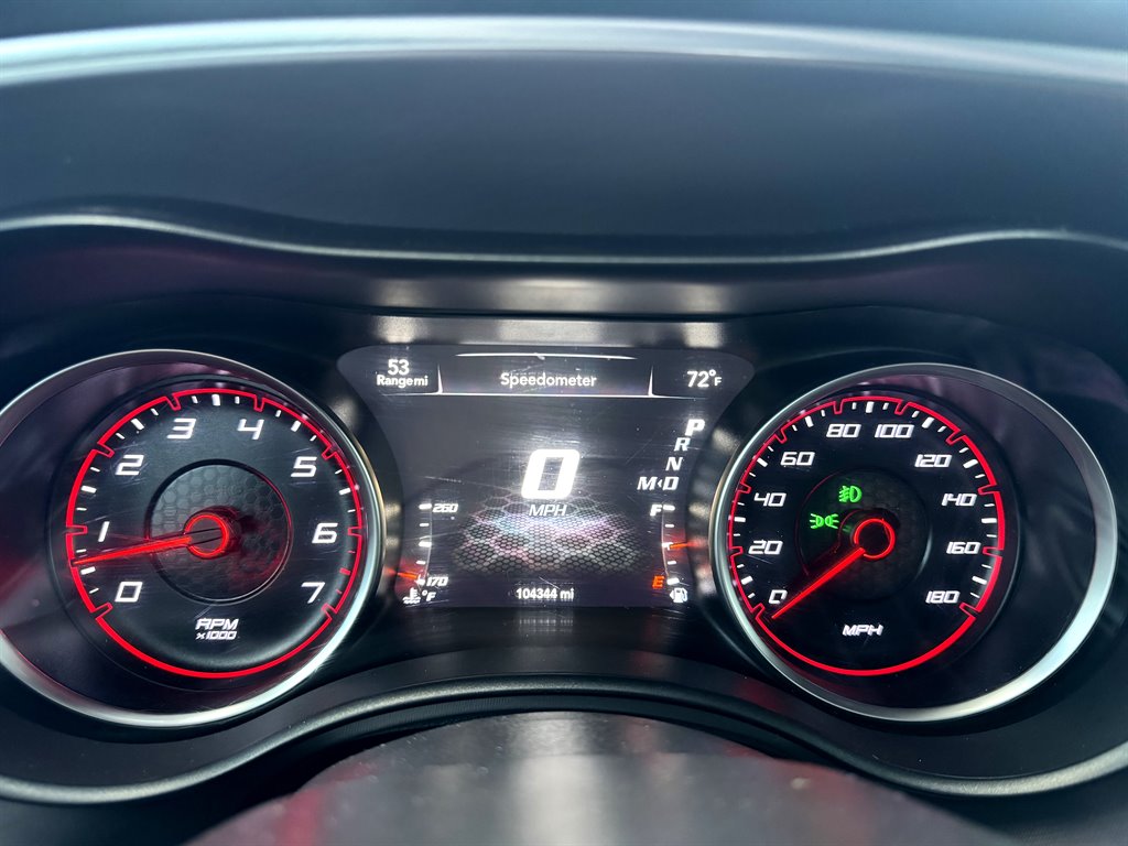 2019 Dodge Charger - $26,995