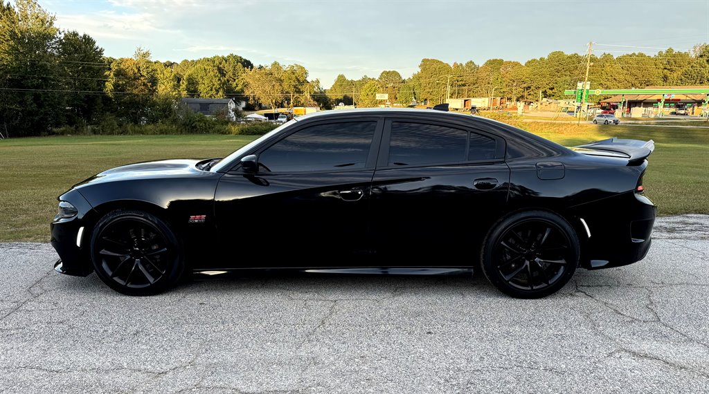 2019 Dodge Charger - $26,995