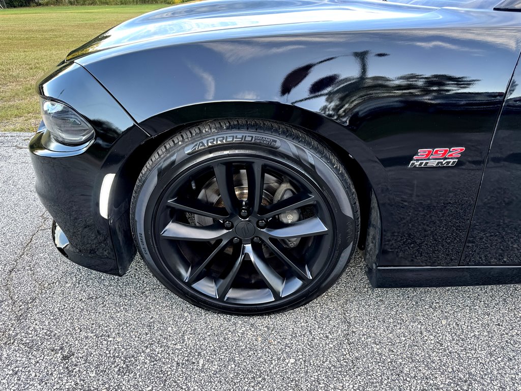 2019 Dodge Charger - $26,995