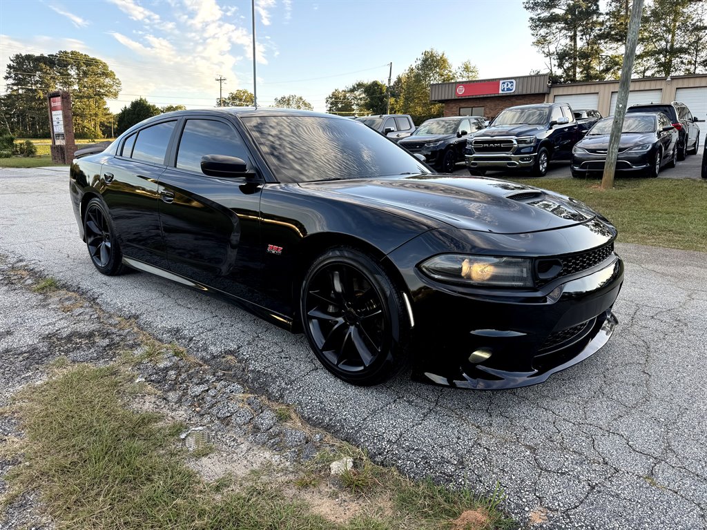 2019 Dodge Charger - $26,995