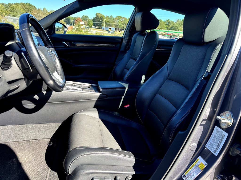 2018 Honda Accord - $15,995