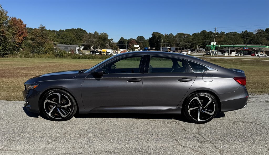 2018 Honda Accord - $15,995