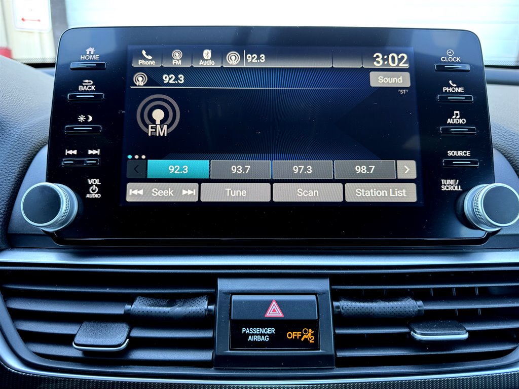 2018 Honda Accord - $15,995