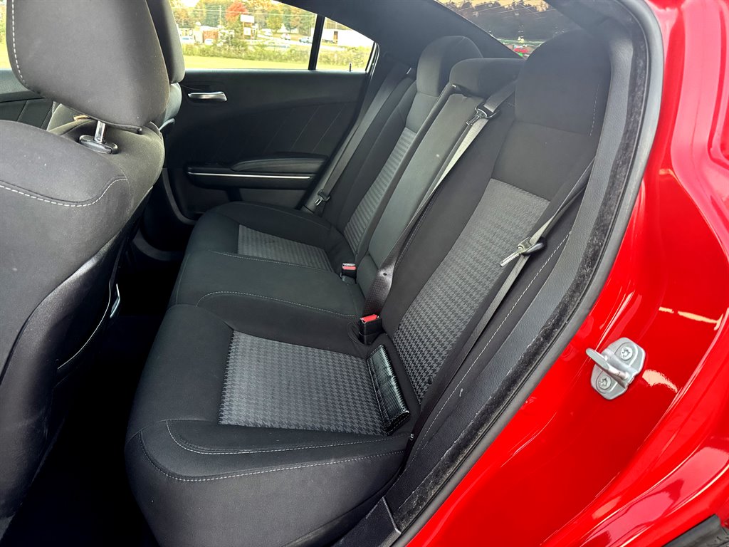 2020 Dodge Charger - $28,995