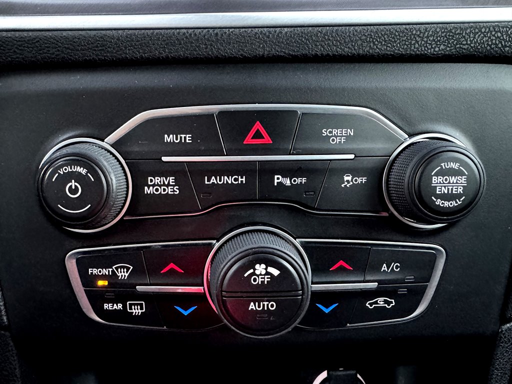 2020 Dodge Charger - $28,995
