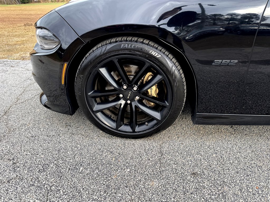 2019 Dodge Charger - $26,995